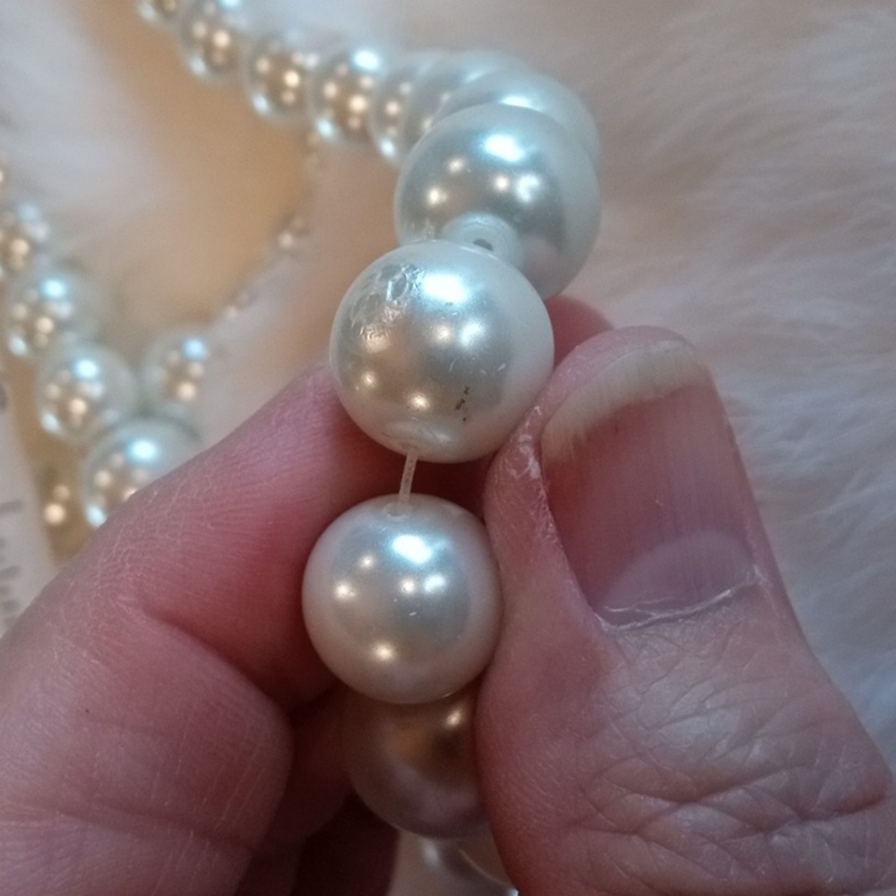 Pretty faux pearl glass crystal beaded double strand necklace. 24 inch long - Picture 6 of 6